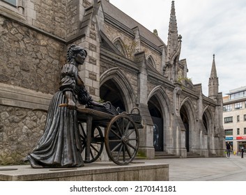 Dublin, Ireland - June 2, 2022: Molly Malone statue in Dublin Ireland, an iconic landmark
