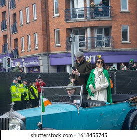 Dublin, Ireland - March 17, 2019 Comedians Jason Byrne And Deirdre O'Kane Lead The Annual Saint Patrick's Day Parade As The Official Marshalls.