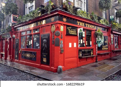 Dublin, Ireland - March 22 2020 "Dublin Temple Bar Pub's Closed due to Corona virus 19 Outbreak in Ireland"
