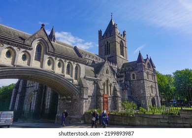 Dublin, Ireland - May 27, 2022: Christ Church Cathedral, Founded In The Early 11th Century Under The Vikings. It Was Rebuilt In Stone In The 12th Century, And Renovated In The 19th Century.