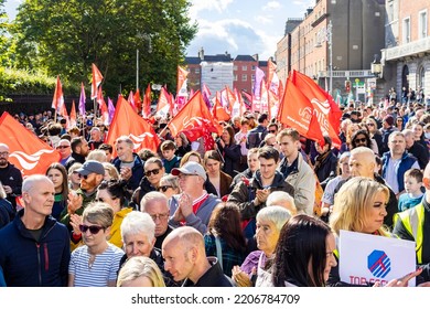 Dublin, Ireland - September 24th 2022

Thousands Gather At Parnell Square, Dublin To Protest Against The Cost Of Living Crisis, As Part Of The Cost Of Living Coalition March