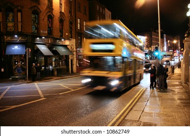 Dublin Night - Bus In Motion