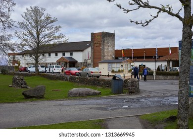 DUCK BAY, ALEXANDRIA, SCOTLAND, UK. 2nd May 2018. Comfort, Coffee And Dog Walk At Duck Bay Hotel On Loch Lomond