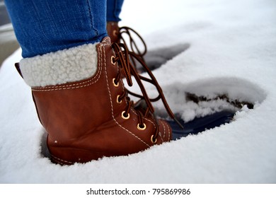 Duck Bean Boots In The Snow