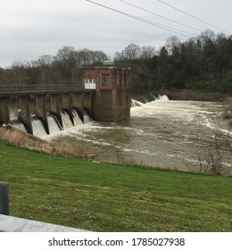 Duck River Dam Columbia Tennessee