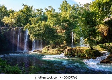Imagenes Fotos De Stock Y Vectores Sobre Waterfall Greens
