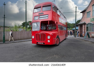 Dudley, West Midlands-united Kingdom July 16 2016 Vintage Midland Red Double Decker Bus