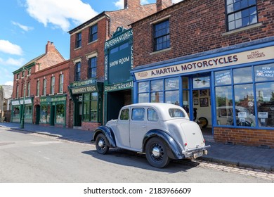 Dudley,UK June 2022. Old Motor Car On Shopping Streets Of Black Country  Musuem