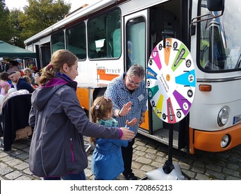 Wheel of fortune game souvenirs for kids