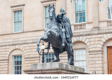 Duke of Wellington Statue outside Register House Memorial Edinburgh Scotland