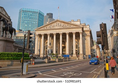 Duke Wellington statue and Royal Exchange in the City of London in England. People on the background - Shutterstock ID 510981691