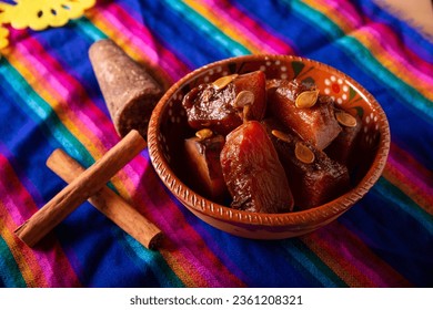 Dulce de Calabaza. Mexican dessert whose main ingredients are pumpkin and piloncillo, also known as Chacualole, Xacualole or Calabaza en Tacha, widely used in Day of the Dead offerings.
