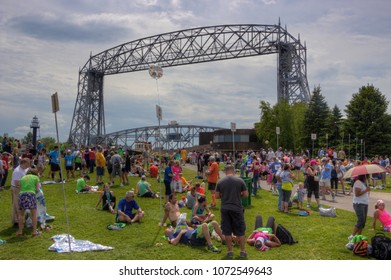 Duluth, Minnesota/ USA -6/17/2017: Grandma's Marathon Is An Annual Marathon Held In Duluth, Minnesota That Starts In Two Harbors And Runs Along The North Shore Of Lake Superior