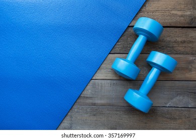 29,895 Mat dumbbell Images, Stock Photos & Vectors | Shutterstock