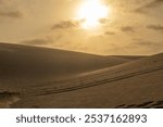 Dunas dos lençóis maranhenses ao pôr do Sol