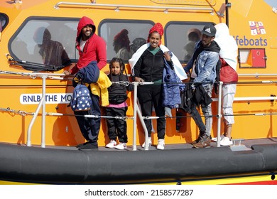 Dungeness, Kent, UK, 20th May 2022, Migrants Arrive After Being Rescued In The English Channel By RNLI Lifeboat.