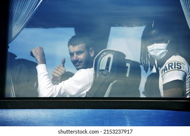 Dungeness, Kent, UK, May 6th 2022, Migrant On A Coach Giving The Thumbs Up At Dungeness After Migrants Crossed The English Channel To The UK.
