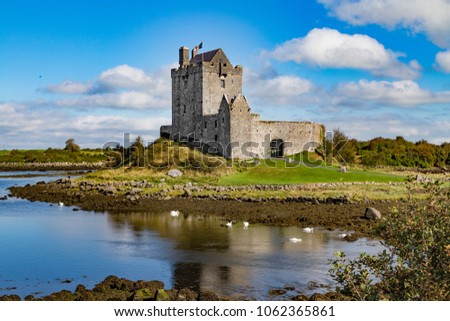 Dunguaire castle Ireland 