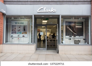 clarks the shoe shop