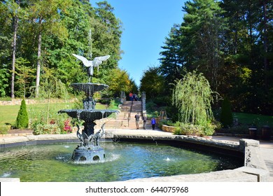 Durham, North Carolina, USA-October 2016: Duke Garden In Fall Time At Duke University 