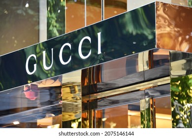 Gucci Sign Images, Photos & Vectors | Shutterstock