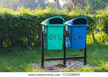 Dustbin Front Side In The Park, Keep Delhi Clean And Green,