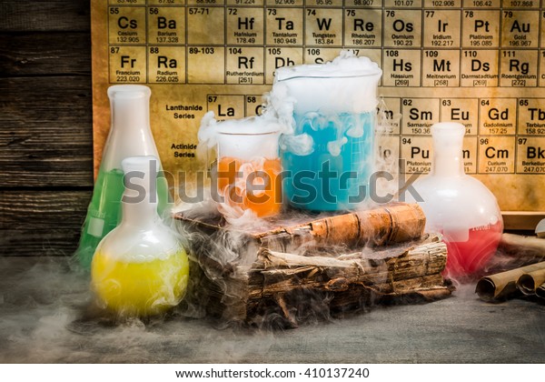 Dynamic\
chemical reaction during a chemistry\
lesson