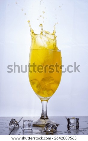 Dynamic Splash of Refreshing Lemon Tea