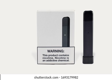 E Cigarette With Nicotine Salts Cartridges. Vape Pod Device. Vape Pen To Stop Smoking.  