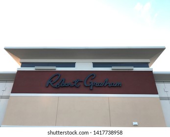 Eagan, MN/USA. May 29, 2019. The Exterior Of A Robert Graham Outlet Store In Minnesota.