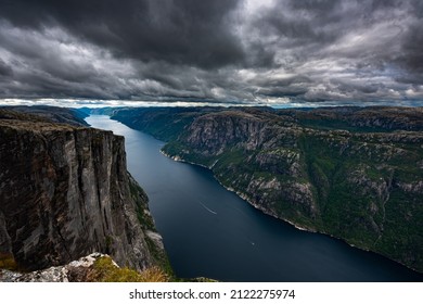 Eagle Head Viewpoint Near Kjeragbolten