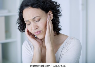 Ear Pain In A Woman