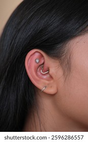Ear piercing daith flat lobe 