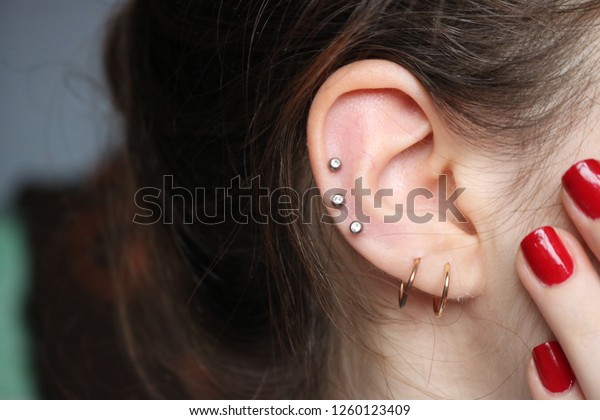 ear piercings\
photos.Helix piercing.Ear\
rings