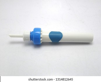 device to remove ear wax device to remove ear wax