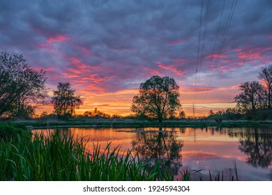 Tarde Temprana Imagenes Fotos De Stock Y Vectores Shutterstock