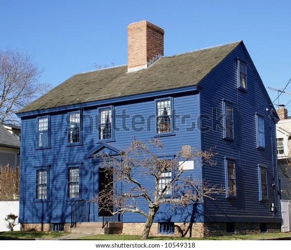 Early New England Colonial House Stock Photo (Edit Now) 10549318