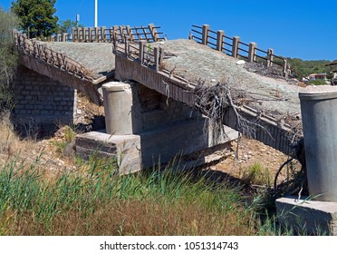 Earthquake Hit Bridge