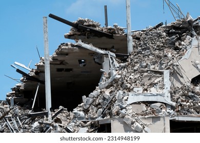 Earthquake. Japan. Destroyed building that collapsed. Ruined. Catastrophic zone. War. Explosion. Ukraine. January. 2025. ATACMS. Cyclone. Tibet. China. Dead. Kyushu. Kochi. Southwestern. Tsunami.