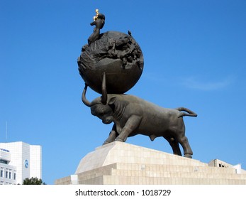 The Earthquake Monument - Ashghabat (Turkmenistan) President Niyazov On Top Of The World