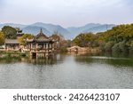 East Lake is located on the east side of the ancient city of Linhai. It was built in the Northern Song Dynasty.