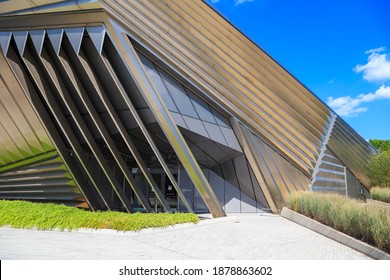 EAST LANSING, MI -22 AUGUST 2020- Modern architecture of the Eli and Edythe Broad Art Museum at Michigan State University (MSU) in East Lansing opened in 2012 and designed by architect Zaha Hadid.