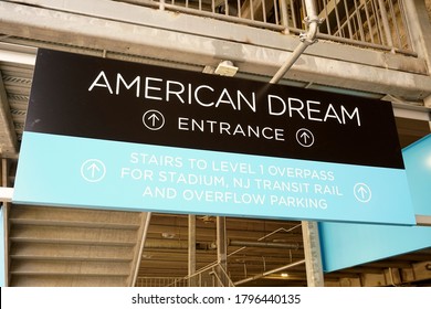 East Rutherford, NJ / USA - Aug. 7, 2020: COVID-19 Closings, Lost Retail Tenants And Bankruptcies Cast A Pall On The Future Of The American Dream Meadowlands Mall Near MetLife Stadium In New Jersey. 