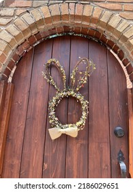 Easter Bunny Decoration Simple Flower Wreath On Door