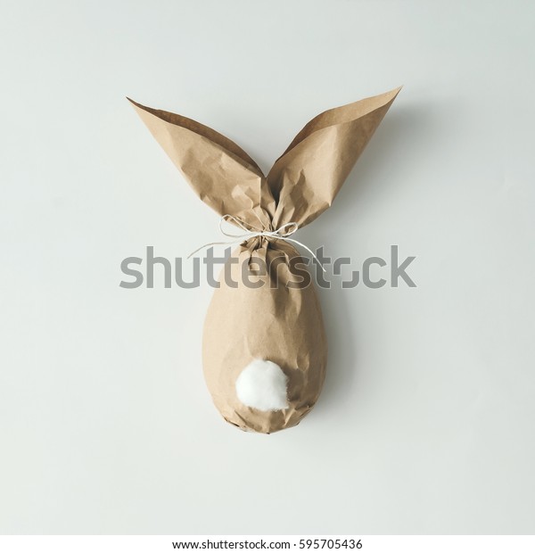 复活节兔子纸礼物蛋包装diy 想法 最小的复活节概念库存照片 立即编辑