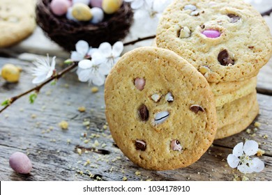 Easter candy cookies - mini eggs chocolate chip cookies for Easter treat
