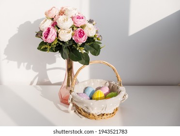 505 Busket Eggs Images, Stock Photos & Vectors | Shutterstock