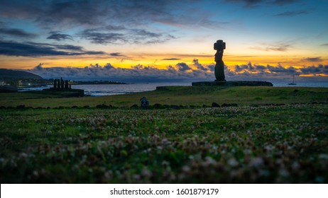 Easter Island isla de pascua moai field