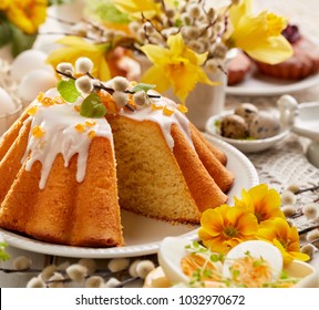 Easter Yeast Cake With Icing And Candied Orange Peel, Delicious Easter Dessert, Traditional Easter Pastries In Poland