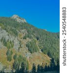 eastern washington mountains and fall changes begin